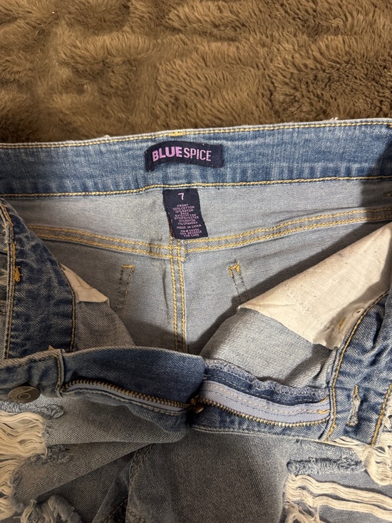 Blue Spice Light Wash Ripped Denim Shorts - Picture 3 of 3